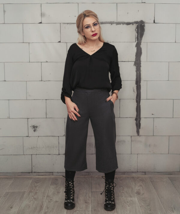 дамски панталон от варена вълна ALVA с дължина 7/8 и интересен колан, ръчна изработка, размери S-5XL от AMORE.